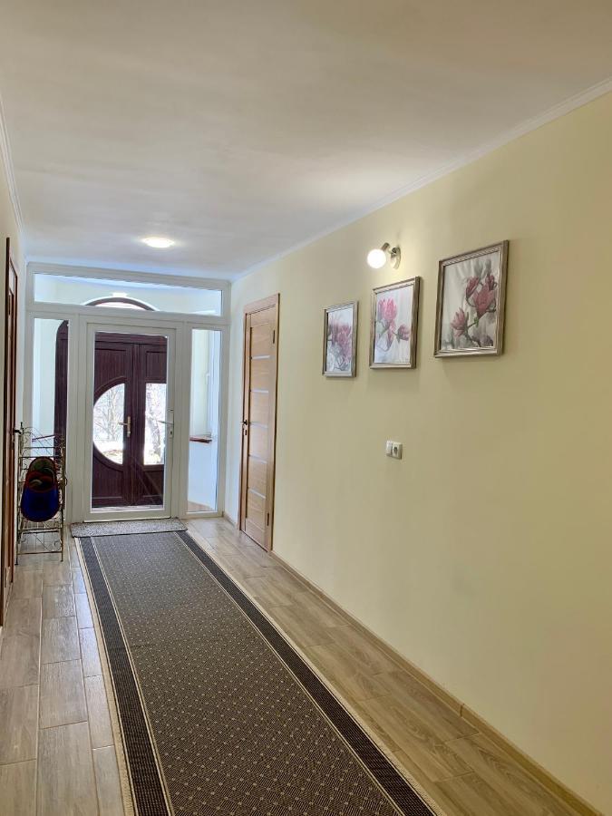 야렘체 Underhills House 아파트 외부 사진